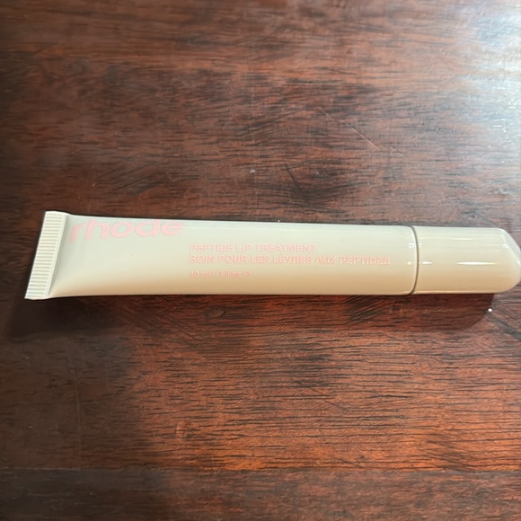 RHODE VANILLA Peptide Lip Tint *Out of Stock on Website* - Picture 8 of 8